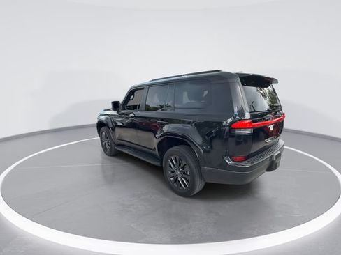 Used 2024 Lexus GX 550 w/ Accessory Package (31) AWD/4WD image 6