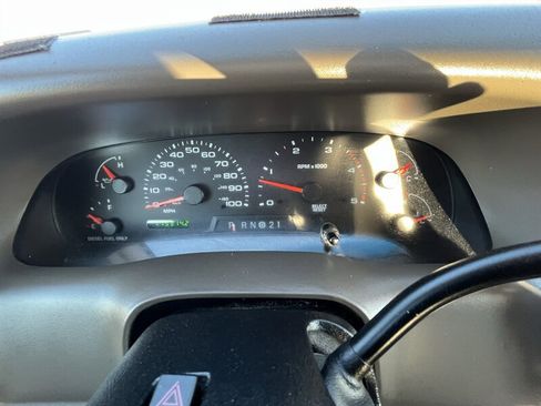 Used 2002 Ford F250 XLT image 14