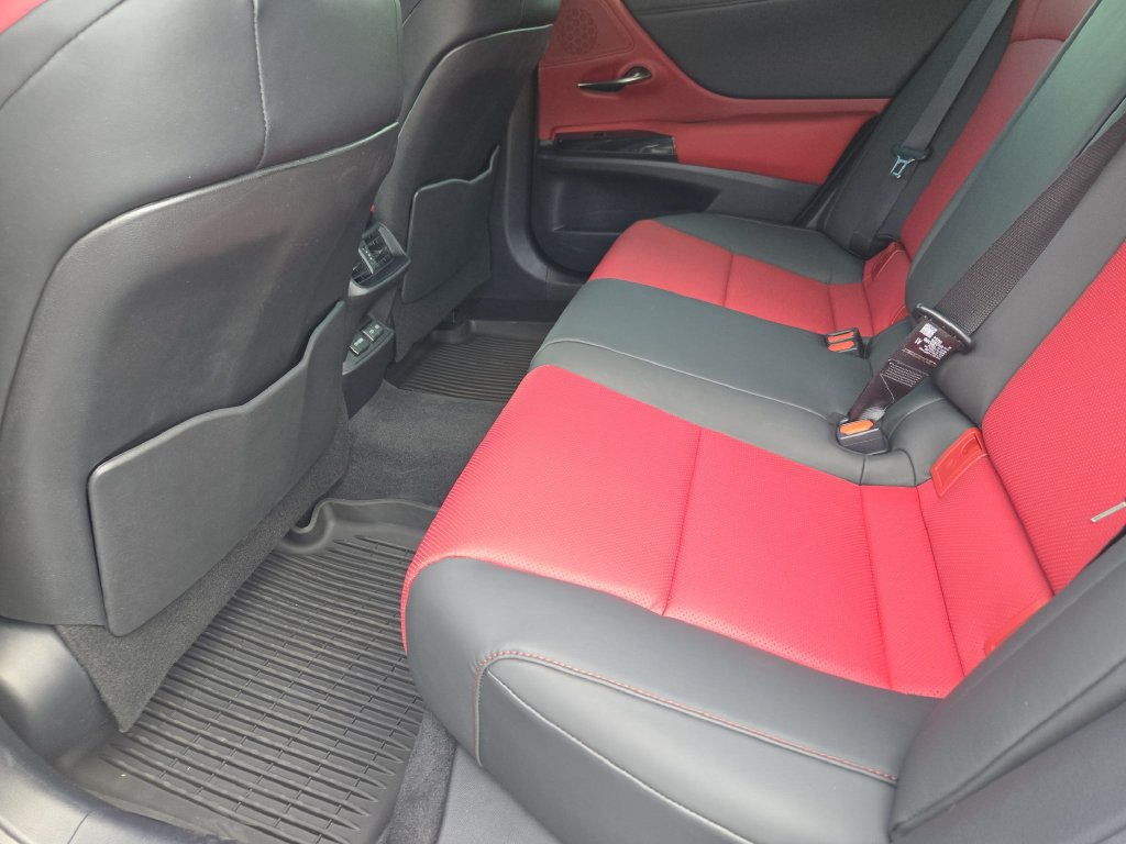Used 2025 Lexus ES 350 F Sport FWD image 31