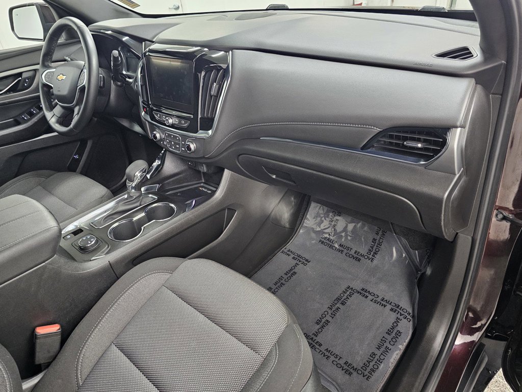 Used 2023 Chevrolet Traverse LT AWD/4WD image 12