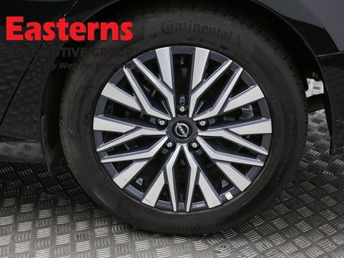 Used 2025 Nissan Altima 2.5 SV image 33