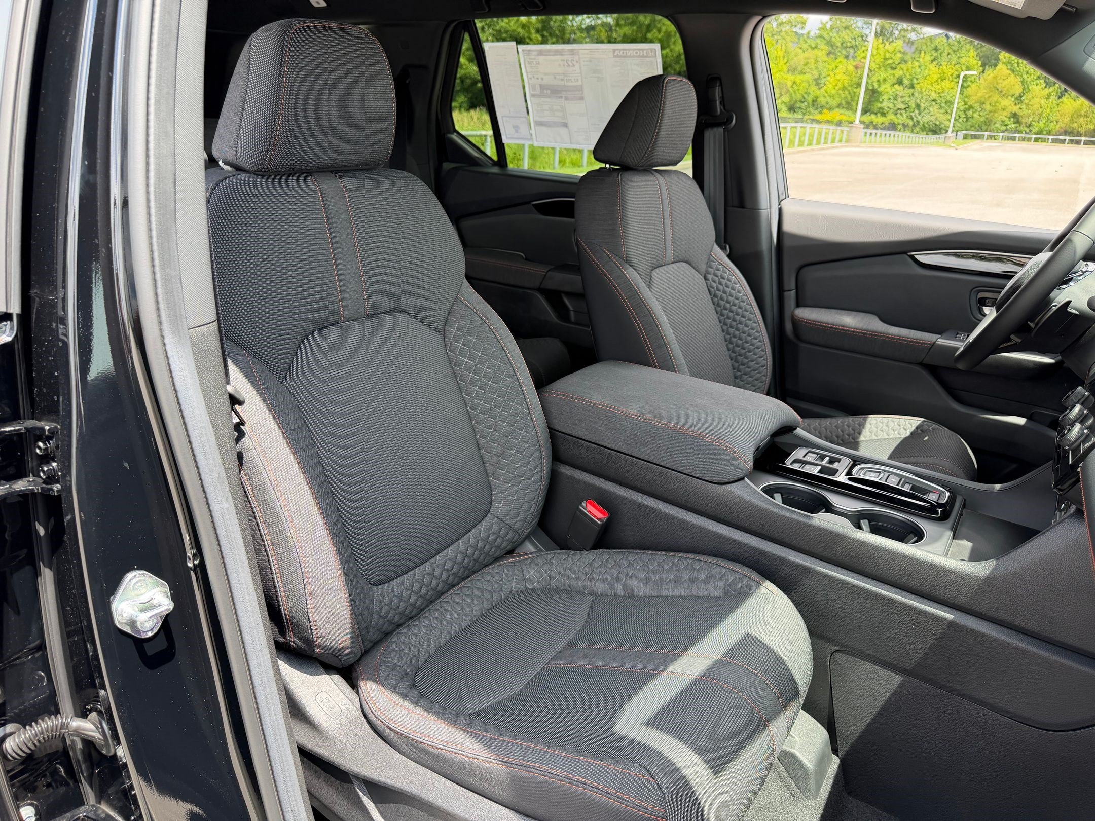 New 2026 Honda Pilot Sport image 21