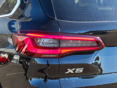 Used 2023 BMW X5 xDrive40i w/ Premium Package image 7