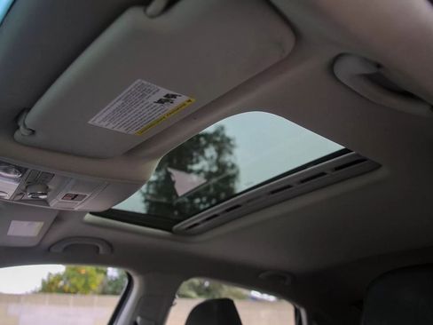 Used 2018 Volkswagen Passat 2.0T SE image 20