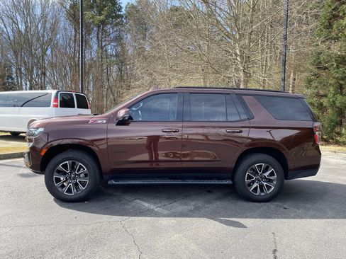 Used 2022 Chevrolet Tahoe Z71 w/ Luxury Package image 6