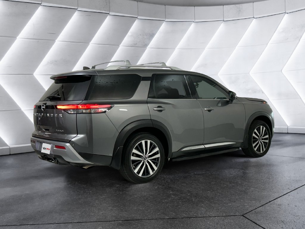 Used 2022 Nissan Pathfinder Platinum w/ Cargo Package FWD image 4