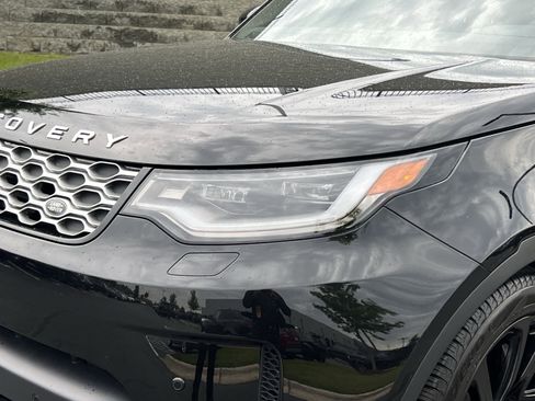 Certified 2025 Land Rover Discovery S AWD/4WD image 12