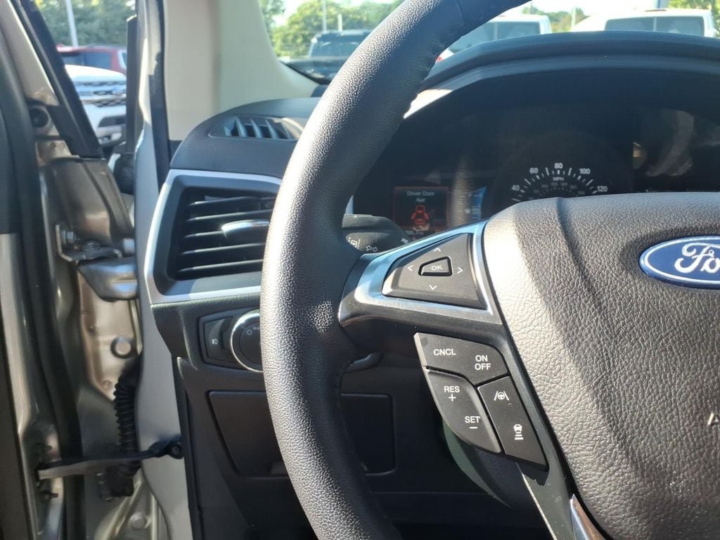 Used 2023 Ford Edge SEL AWD/4WD image 28