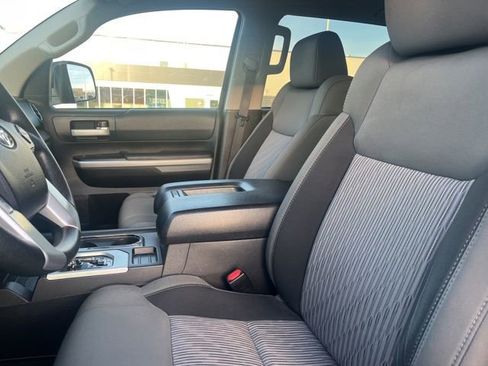 Used 2017 Toyota Tundra SR5 image 12