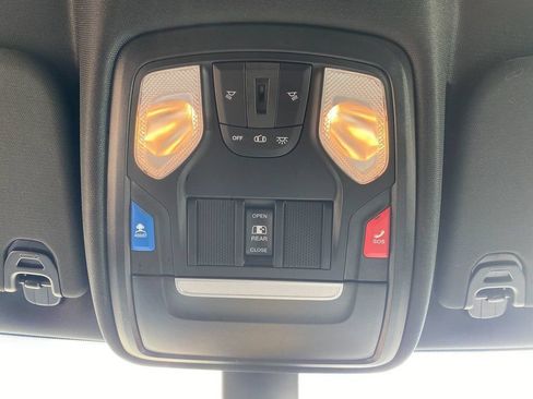 Used 2022 RAM 1500 Big Horn AWD/4WD image 23