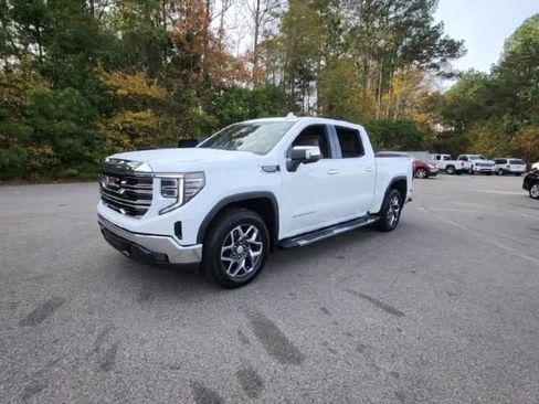 Used 2023 GMC Sierra 1500 SLT w/ SLT Premium Package image 9