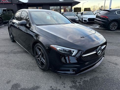 Used 2022 Mercedes-Benz A 220 4MATIC w/ AMG Line image 10