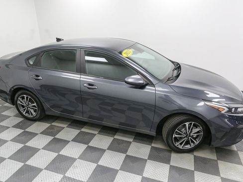Used 2023 Kia Forte LXS image 5