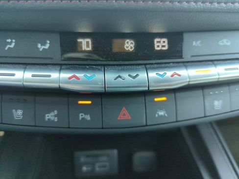 Used 2023 Cadillac XT4 Sport image 34