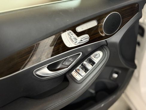 Used 2020 Mercedes-Benz C 300 4MATIC Sedan image 21