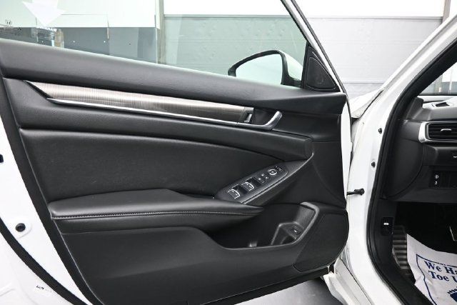 Used 2020 Honda Accord Sport image 9