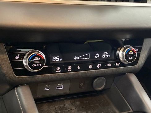 Used 2025 Mitsubishi Outlander Ralliart image 23