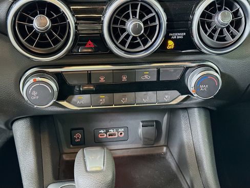 Used 2025 Nissan Sentra SV FWD image 23