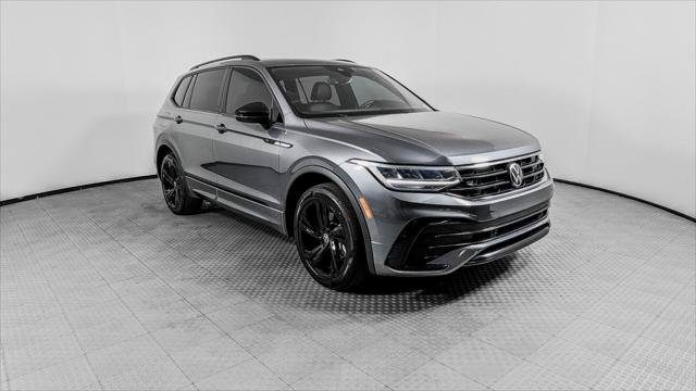 Used 2023 Volkswagen Tiguan SE R-Line FWD image 11