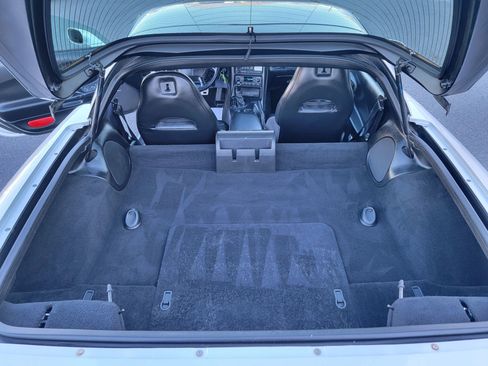 Used 2000 Chevrolet Corvette Coupe w/ Memory Pkg RWD image 13