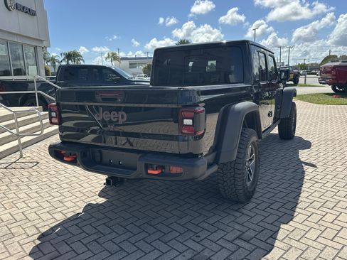 New 2026 Jeep Gladiator Mojave w/ Steel Bumper Group AWD/4WD image 7