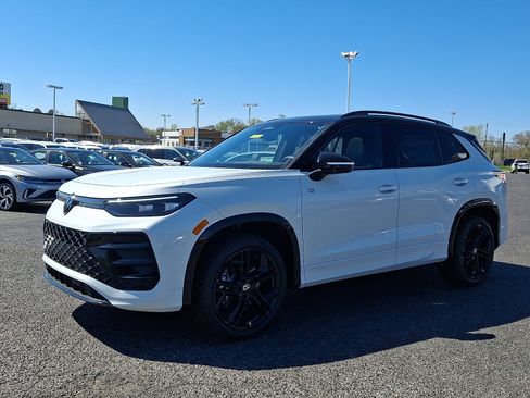 New 2026 Volkswagen Tiguan SE R-Line AWD/4WD image 2
