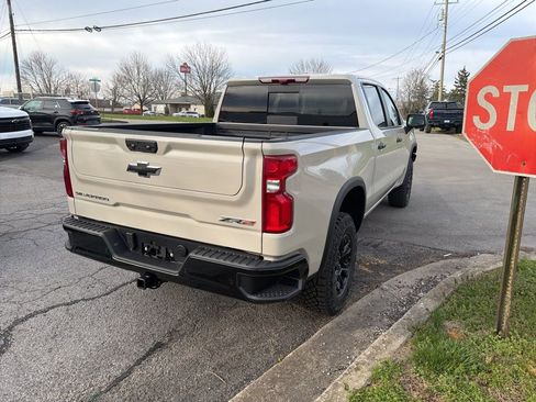 New 2026 Chevrolet Silverado 1500 ZR2 image 4