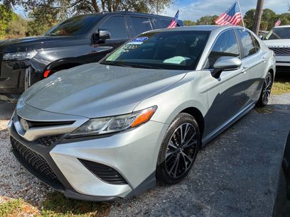 Used 2018 Toyota Camry SE w/ Convenience Package