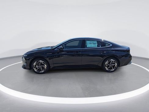 New 2026 Hyundai Sonata SEL FWD image 5