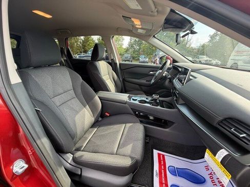 New 2026 Nissan Rogue SV image 18