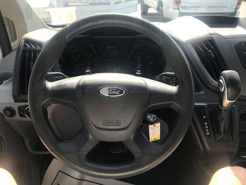 Used 2016 Ford Transit 250 130 Low Roof RWD image 10