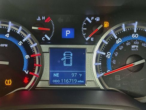 Used 2016 Toyota 4Runner Trail Premium AWD/4WD image 12