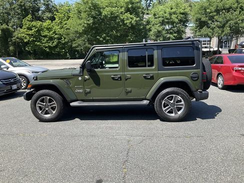 Used 2021 Jeep Wrangler Unlimited Sahara AWD/4WD image 8