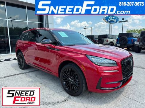 Used 2023 Lincoln Corsair FWD w/ Equipment Group 101A image 1
