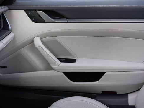 Used 2024 Porsche 911 Targa 4S image 17