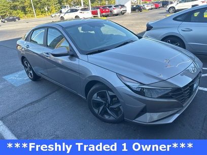 Certified 2023 Hyundai Elantra SEL w/ Convenience Package