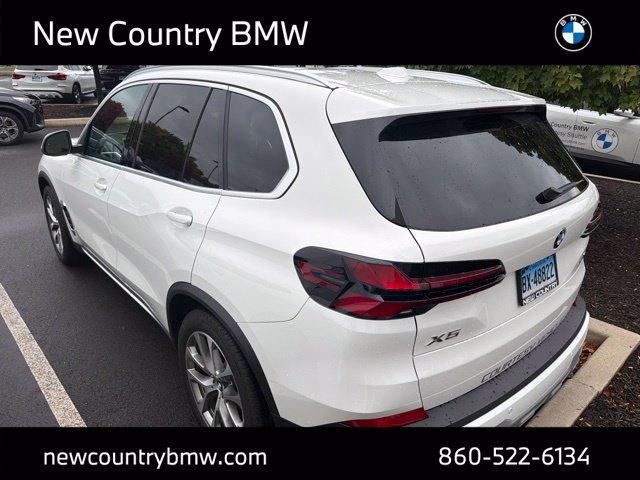 Used 2026 BMW X5 xDrive50e AWD/4WD image 4