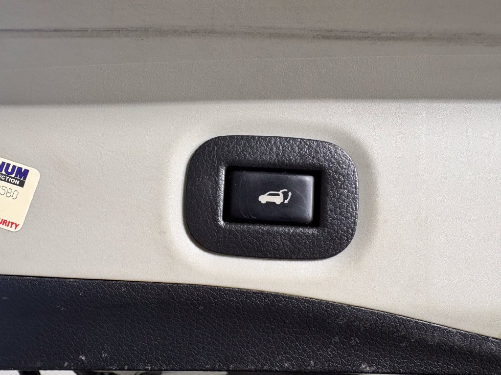 Used 2016 Nissan Rogue SL AWD/4WD image 30