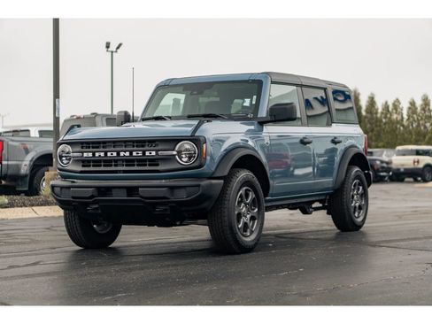 Used 2025 Ford Bronco Big Bend image 2