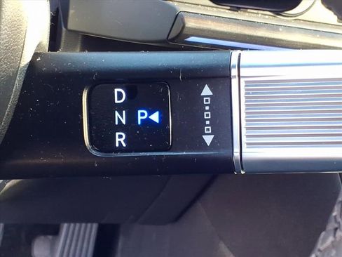 Used 2024 Hyundai Santa Fe Calligraphy image 19