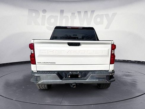 Used 2024 Chevrolet Silverado 1500 W/T w/ Trailering Package AWD/4WD image 4