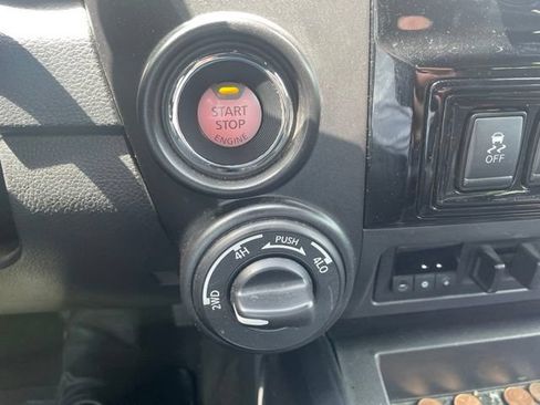 Used 2020 Nissan Titan PRO-4X w/ Pro-4x Utility Package AWD/4WD image 13