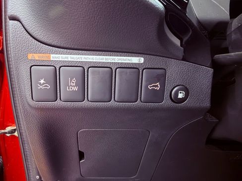 Used 2018 Mitsubishi Outlander GT image 22