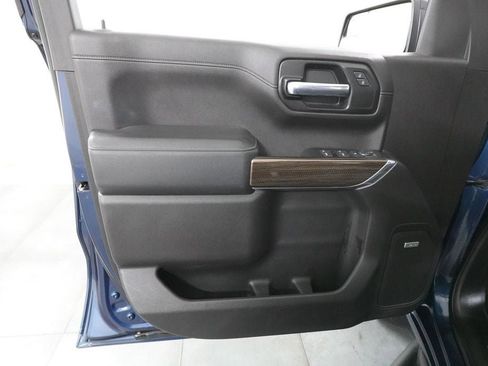 Used 2020 Chevrolet Silverado 1500 LT Trail Boss image 23