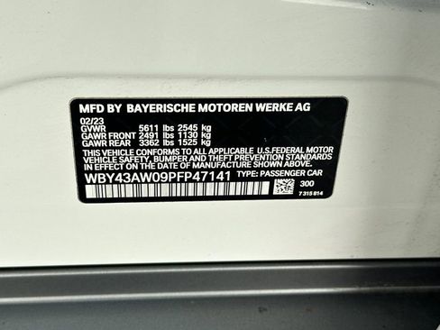 Used 2023 BMW i4 eDrive35 w/ Premium Package RWD image 34