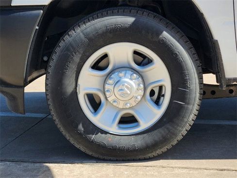 New 2024 RAM 2500 Tradesman w/ Convenience Group image 8
