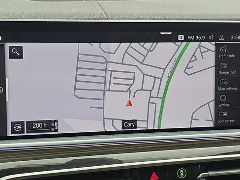 Used 2023 BMW X5 xDrive40i w/ Premium Package image 22