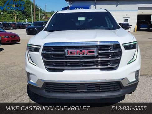 Used 2026 GMC Acadia Elevation w/ Elevation Premium Package FWD image 8