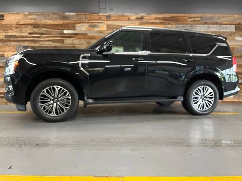 Used 2025 Nissan Armada Platinum w/ Convenience Package AWD/4WD image 18