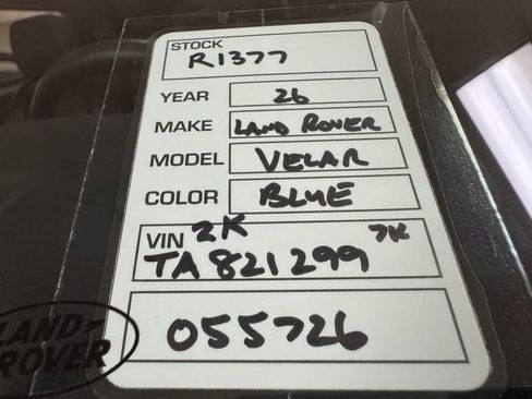 Used 2026 Land Rover Range Rover Velar S AWD/4WD image 30